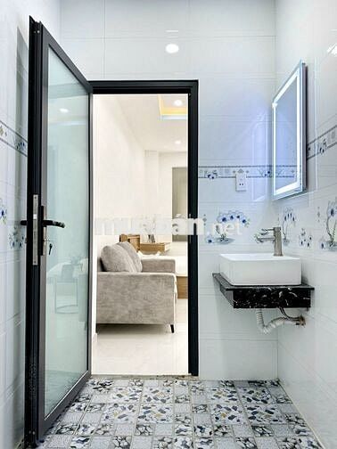 CHO THUÊ CĂN STUDIO BAN CÔNG TÁCH BẾP - NGAY TOÀ NHÀ VIETTEL - GIÁ TỐT