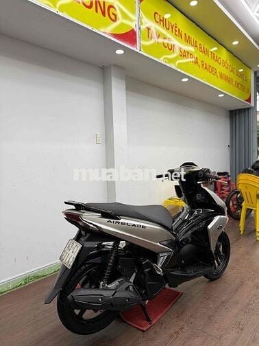 Bán Ab 2017 biển 43 màu bạc porsche siêu mới