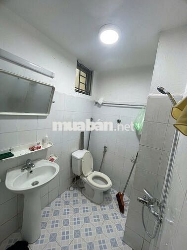 Chính chủ cho thuê căn chung cư 60m ở chung cư N06 Trần Quý Kiên