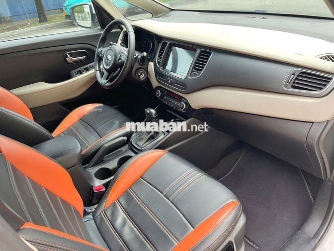 Kia Rondo 2.0AT 2017 - 80832 km