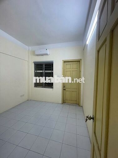 Chính chủ cho thuê căn chung cư 60m ở chung cư N06 Trần Quý Kiên