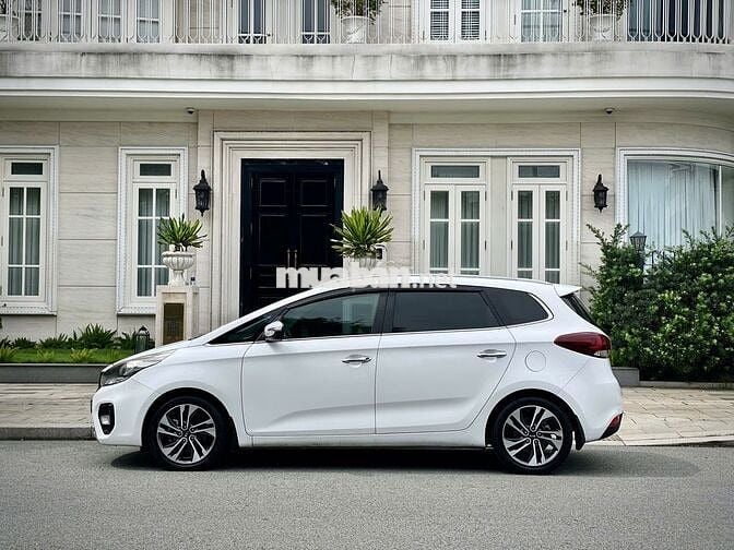 Kia Rondo 2.0AT 2017 - 80832 km