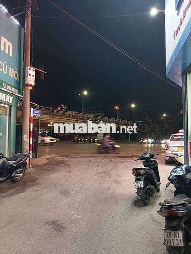 Bán nhà bát tràng gia Lâm diện tích 57m.giá5, 4tỷ