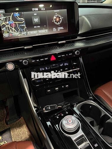 Kia Carnival 2023 Signature odo 6v siêu đẹp