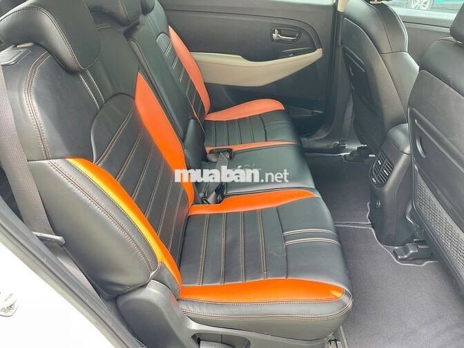 Kia Rondo 2.0AT 2017 - 80832 km