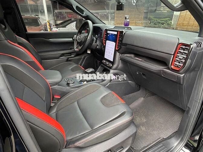 Raptor 2.0L 4x4 AT 2023 - 16000 km full ls hãng
