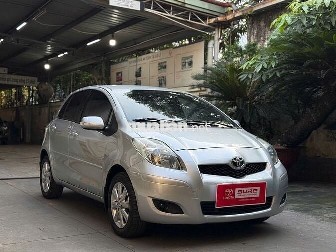 Yaris 2011 1.5 AT -118875km