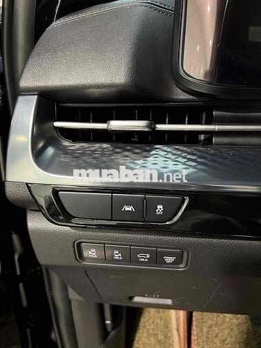 Kia Carnival 2023 Signature odo 6v siêu đẹp