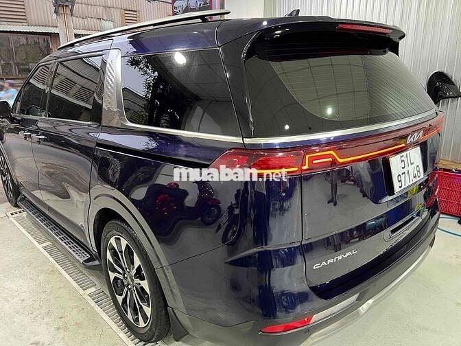 Kia Carnival 2023 Signature odo 6v siêu đẹp