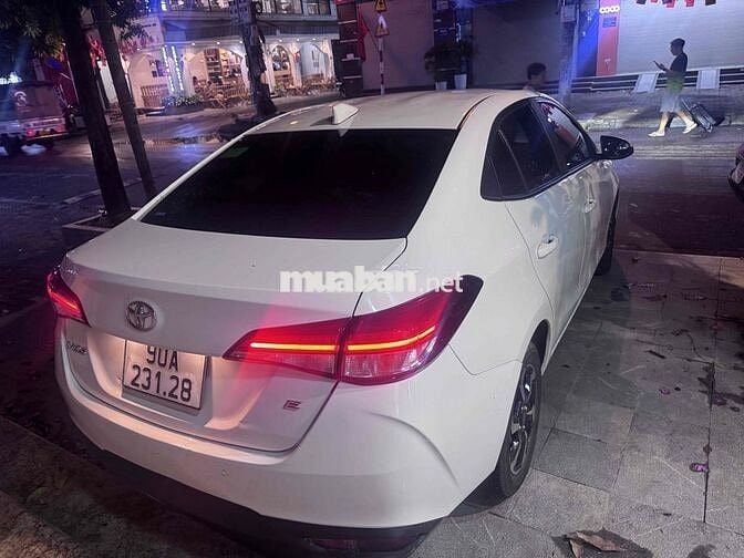 Toyota Vios Trắng 5 chỗ