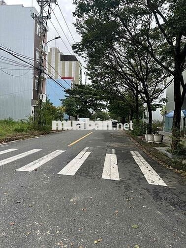 CHỦ GỬI BÁN LÔ GÓC ĐẸP – NGUYỄN XIỂN & NGUYỄN ĐÌNH TRÂN