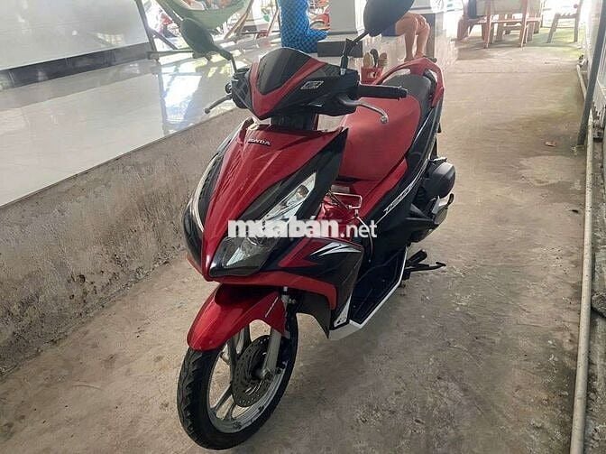 Cần bán xe air blade 125 FI chính chủ