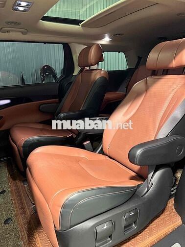 Kia Carnival 2023 Signature odo 6v siêu đẹp