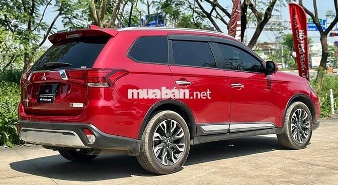 Mitsubishi Outlander 2022 2.0 CVT - bao rút gốc