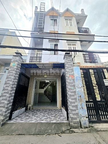 Bán gấp nhà 1trệt, 2 lầu, Hẻm 28 Lương Văn Can, P15, Q8. N3,2m x D12m