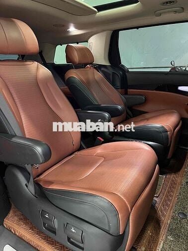 Kia Carnival 2023 Signature odo 6v siêu đẹp