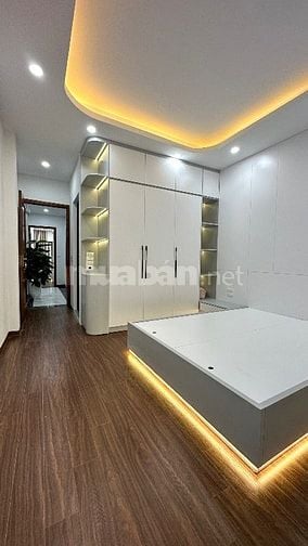 Nhà ngõ Hoà Bình 7 Minh Khai-Bạch Mai. MB42m2*5T mới. 5p,4WC
