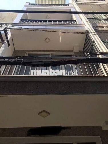 Nhà Nguyên Căn Đường Đoàn Văn Bơ - 2PN 3WC - 3x7m