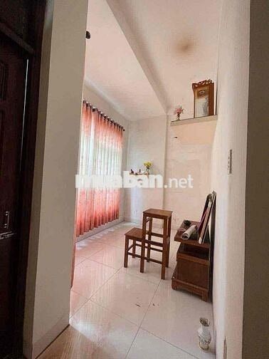 Nhà mặt tiền đường Nguyễn Mậu Tài giá rẻ