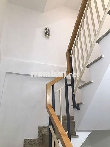 Nhà Nguyên Căn Đường Đoàn Văn Bơ - 2PN 3WC - 3x7m