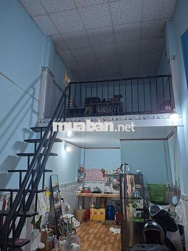 Nhà mới xây sạch sẽ ; an ninh.