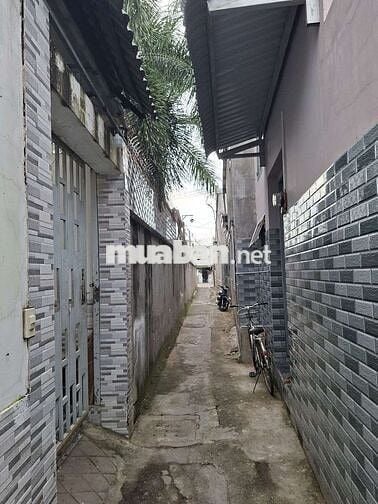 Nhà mới xây sạch sẽ ; an ninh.