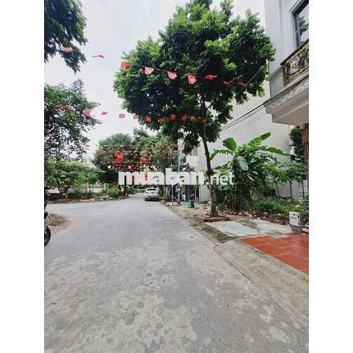 Bán đất La Khê 50m² – 2 mặt tiền – Ô tô tránh + vỉa hè – Khu đất VIP