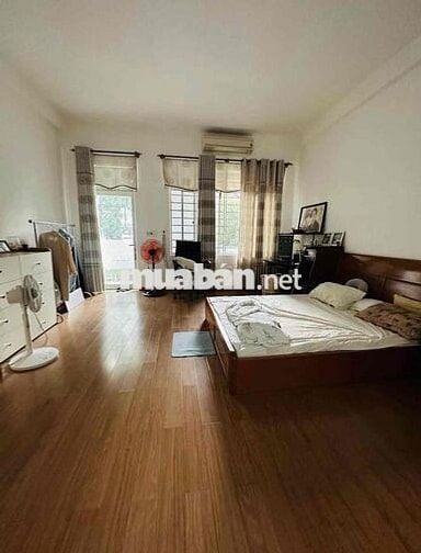 CHO THUÊ NHÀ KHU VIP CÓ CÔNG VIÊN TRƯỚC CỬA ĐƯỜNG NGUYỄN TRỌNG TUYỂN