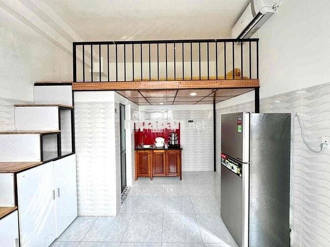 Phòng Gác Lửng Thoáng Mát, An Ninh Ngay Aeon Tân Phú