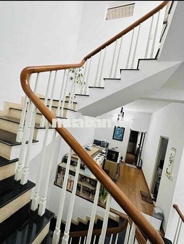 CHO THUÊ NHÀ KHU VIP CÓ CÔNG VIÊN TRƯỚC CỬA ĐƯỜNG NGUYỄN TRỌNG TUYỂN