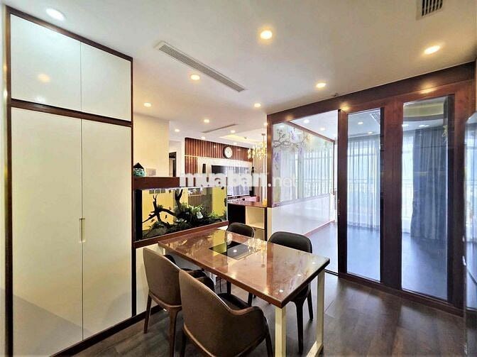 GOLDEN MANSION 3PN 2WC GẦN SÂN BAY CV GIA ĐỊNH PHÚ NHUẬN