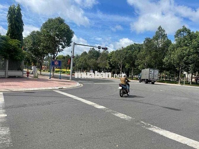 MẶT TIỀN KINH DOANH BUÂN BÁN  ĐƯỜNG LÊ DUẨN  , THỊ THỊ TRẤN ĐẤT ĐỎ BRV