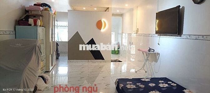 Nhà chung cư 1 lầu, sổ hồng đầy đủ, tiện ích vô cùng