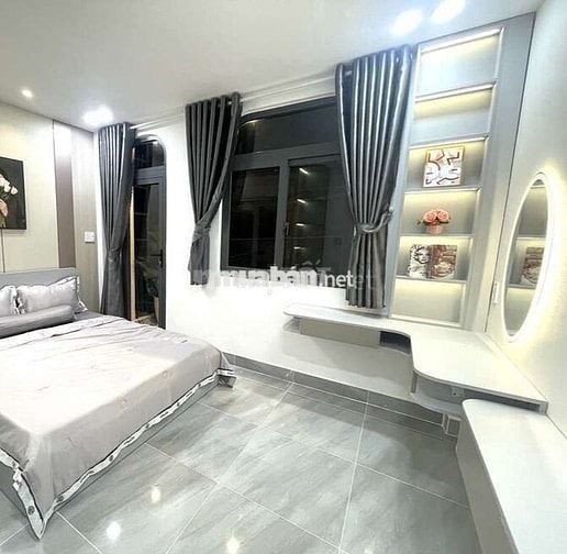 Hẻm xe hơi Bùi Quang Là, 45m, 4 tầng 4pn, giá nhỉnh 6.9 tỷ.