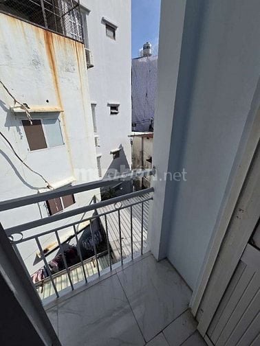 Phòng trọ kiểu cc mini Q.4 có ban công, chỉ hơn 3Tr/tháng,rộng rãi