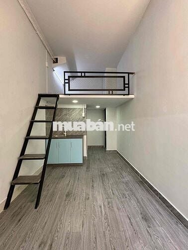 🔴Phòng có gác bancol cửa sổ thoáng mát - Ngay Emart Phan Văn Trị