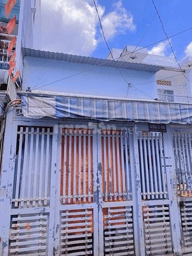 Chính chủ bán gấp nhà tại Trường Chinh, hẻm xe hơi, 88m2, Tân Bình,HCM