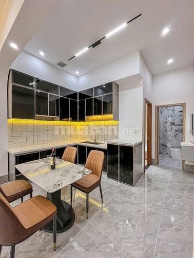 CHỈ 6.2 TỶ NHÀ HXH HUỲNH VĂN BÁNH - PHÚ NHUẬN CÓ HD THUÊ 20TR/TH SHR 