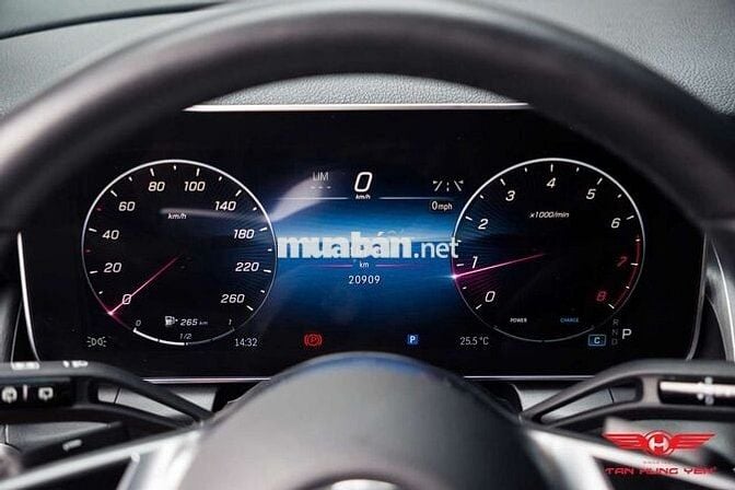 ♻️ Mercedes GLC200 4matic ,2023 
lăn bánh 20.000km