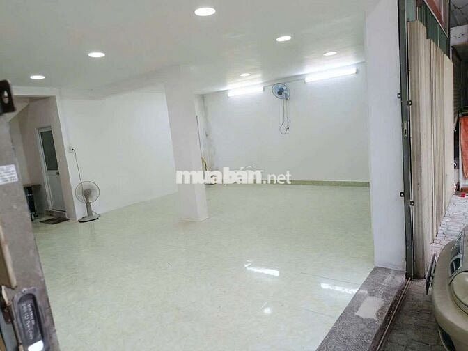 CHO THUÊ TẦNG TRỆT CC SƠN KỲ, DT 8x8m, 1 TRỆT + lửng, 2pn, 3 WC,  Mới