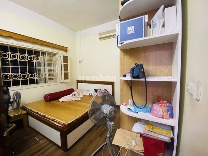 - Bán căn hộ chung cư Nghiêm Xuân Yêm, Hoàng Mai, siêu rẻ, 78m2, 5.5 t