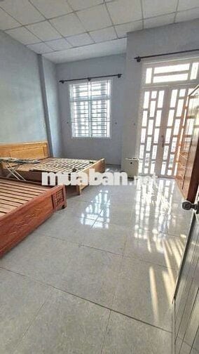 Nhà đường Mã Lò [5x12, 1 lầu, 2pn, 2toilet] có nội thất