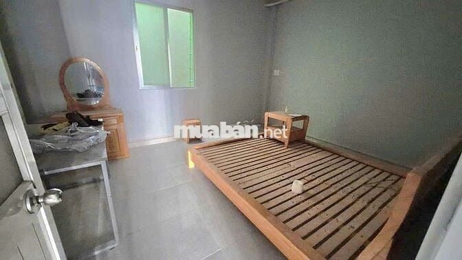 Nhà đường Mã Lò [5x12, 1 lầu, 2pn, 2toilet] có nội thất