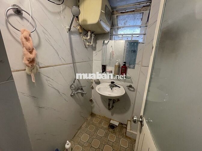 🏦 PHẢI NHANH MỚI KỊP Ạ-HIẾM- MẶT PHỐ- TẬP THỂ TẦNG 1-CÓ SÂN ĐỂ XE RỘNG