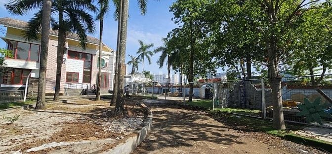 Cho thuê nhà diện tích lớn tại 69 Lê Văn Lương, Phước Kiển, Nhà Bè