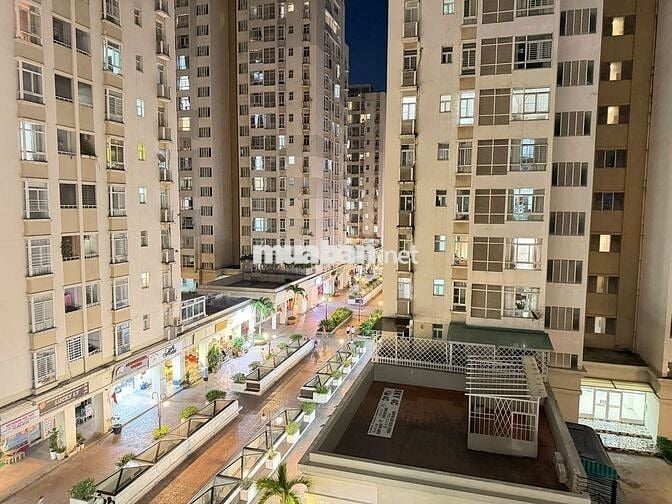 Cho Thuê căn hộ Sky Garden PMH 2PN, full nt, m.phí gửi xe,giá tốt