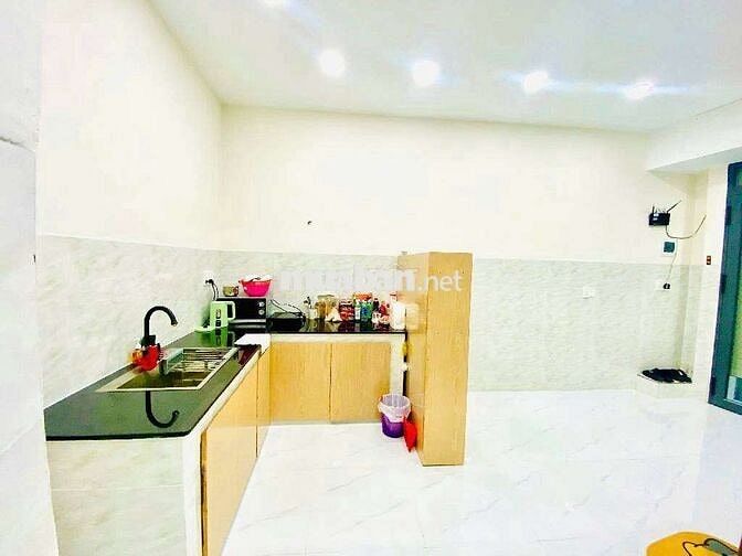 Nhà đẹp Lâm Văn Bền, xe tải tránh ,DTSD 54m2 ,nở hậu , nhỉnh 2 tỷ .