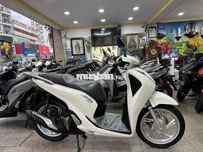 SH 150i ABS 2017 Smartkey Trắng BSTP Chính Chủ