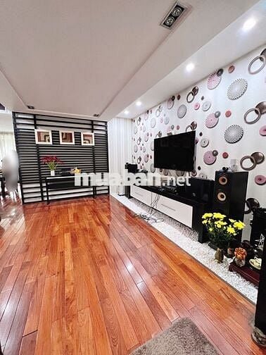 Vào luôn CT1 Sudico Mỹ Đình Sông Đà 125m2 4PN full đồ đẹp giá 19tr/th