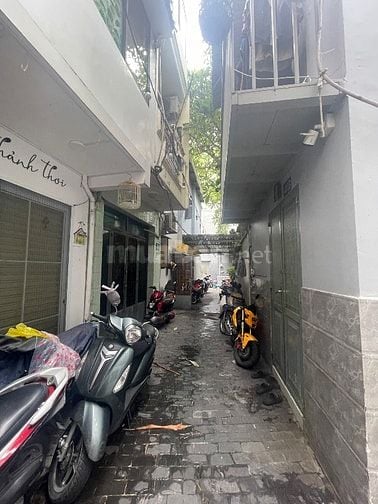 Nhà Trung tâm phố tài chính  gần chợ Bến Thành, phố đi bộ ...